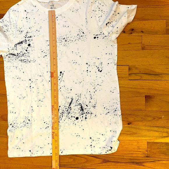 Boys, H&M Crewneck Tee - Picture 4 of 5